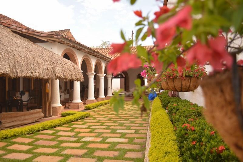 Hotel Santa Barbara Colonial - סנטה פה דה אנטיוקיה מראה חיצוני תמונה