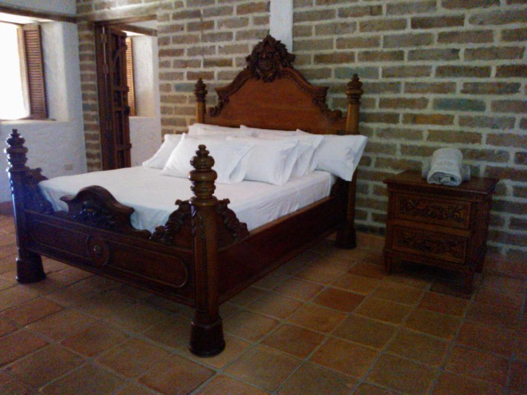 Hotel Santa Barbara Colonial - סנטה פה דה אנטיוקיה חדר תמונה