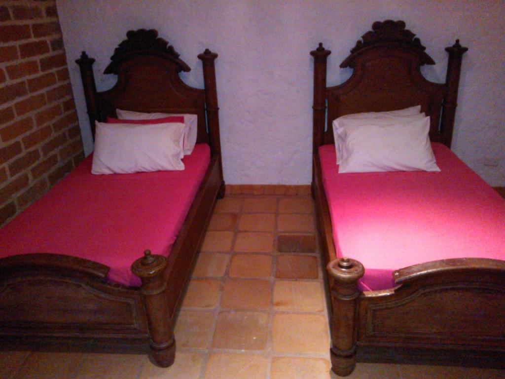 Hotel Santa Barbara Colonial - סנטה פה דה אנטיוקיה חדר תמונה