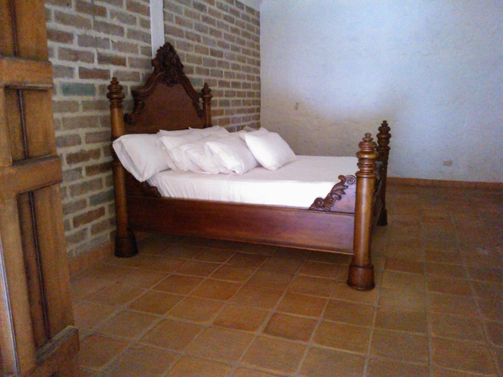 Hotel Santa Barbara Colonial - סנטה פה דה אנטיוקיה חדר תמונה