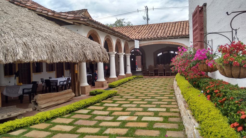 Hotel Santa Barbara Colonial - סנטה פה דה אנטיוקיה חדר תמונה