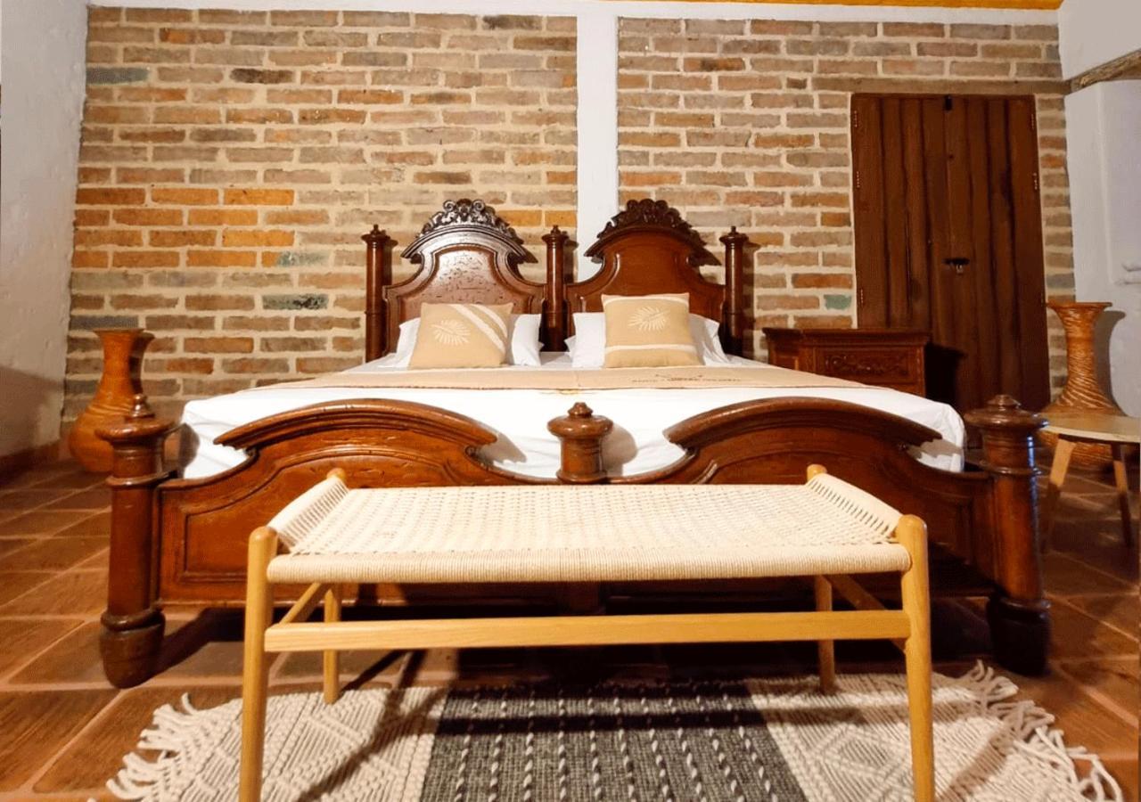 Hotel Santa Barbara Colonial - סנטה פה דה אנטיוקיה מראה חיצוני תמונה