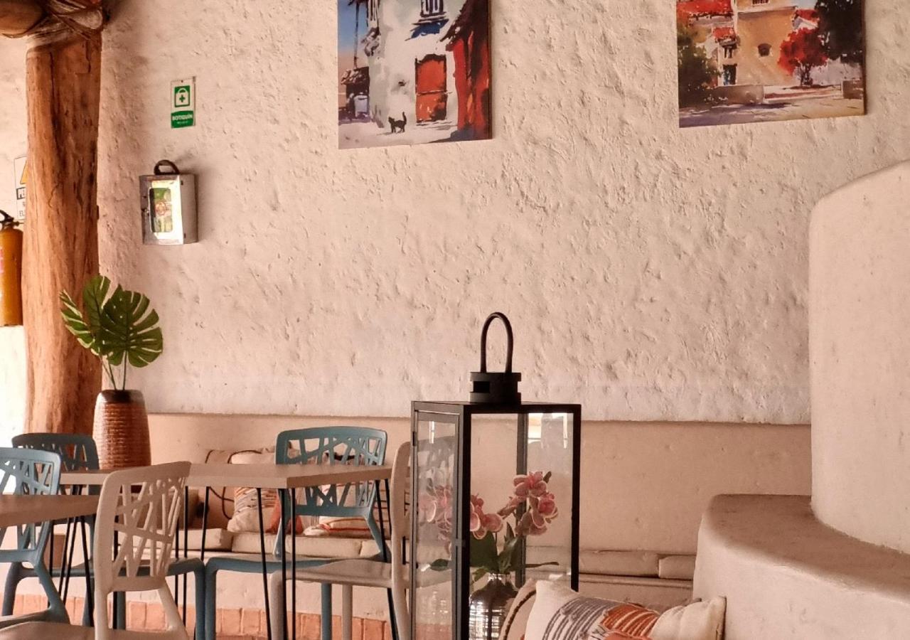 Hotel Santa Barbara Colonial - סנטה פה דה אנטיוקיה מראה חיצוני תמונה